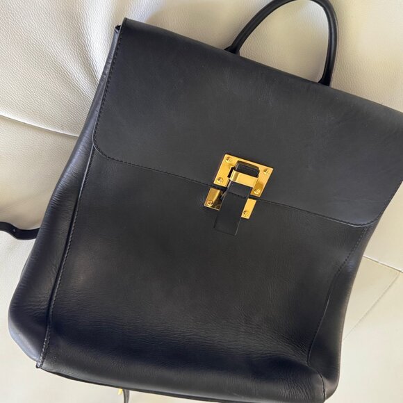 Great Condition Black Leather Sophie Hulme Bag/ Backpack (convertible) - Picture 4 of 16